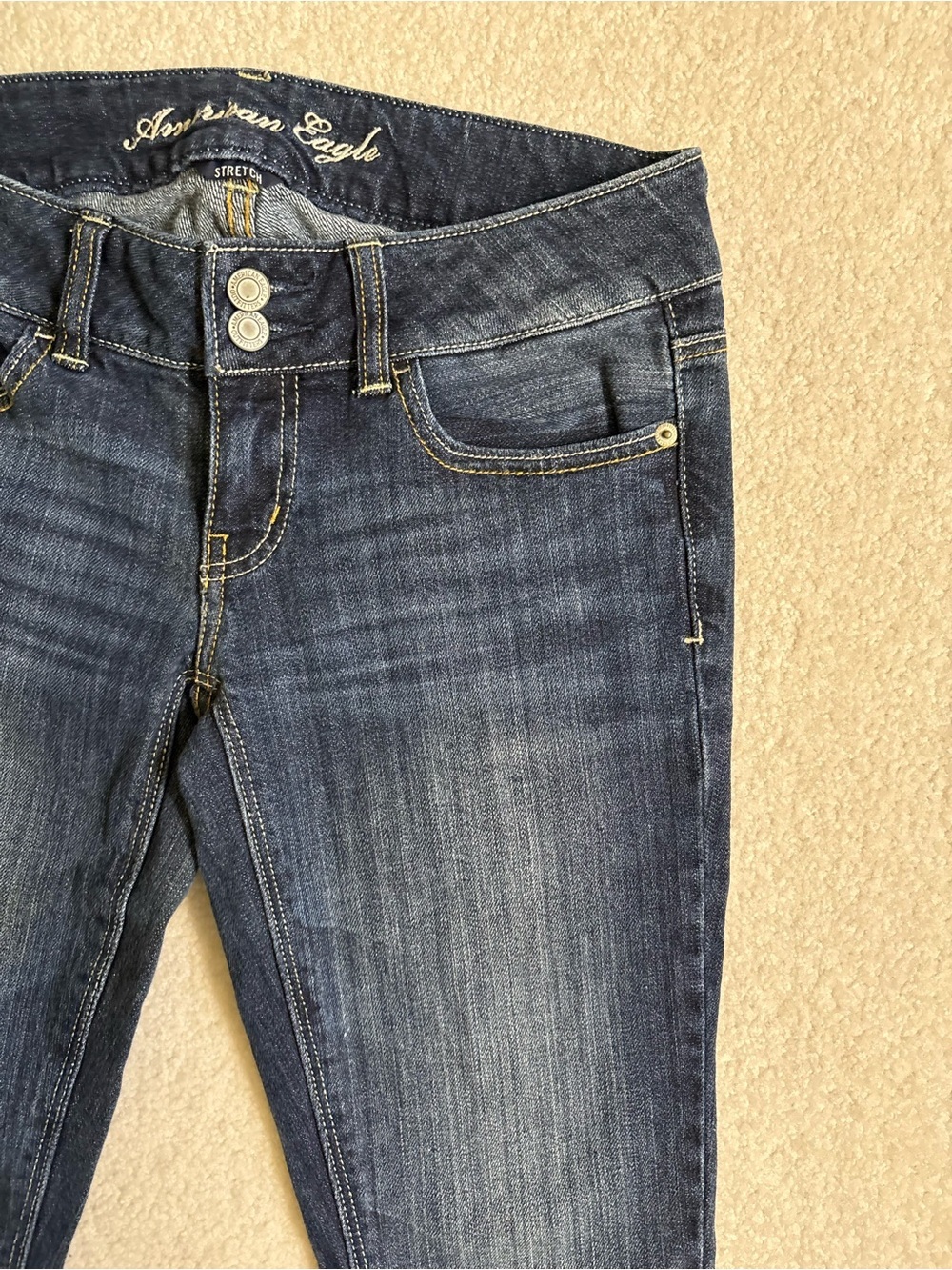 American Eagle Outfitters Live Your Life Low Rise Stretch Flare Jeans Size 2 - Picture 6 of 8